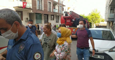 Bursa’da yangın 5 kişilik aileyi uykuda yakaladı