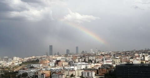 İstanbul’da yağış sonrası gök kuşağı sürprizi