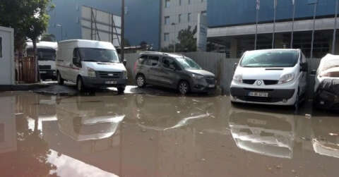 İstanbul’daki etkili yağış esnafı da vurdu