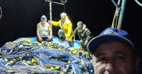 Balıkçılar limana kasa kasa palamutla döndü