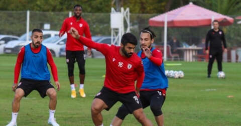 Samsunspor yaz transfer sezonunu 9 transfer ile tamamladı