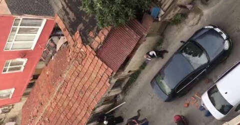 (Özel) Beyoğlu’nda pompalı dehşeti kamerada: 1 ölü