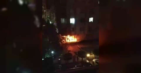 Antalya’da yanan apartman dairesi kullanılmaz hale geldi