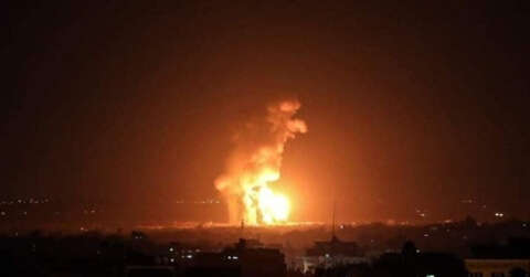 İsrail savaş uçakları Gazze Şeridi’ni vurdu