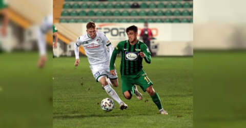 Bursaspor Akhisar'dan eli boş dönüyor