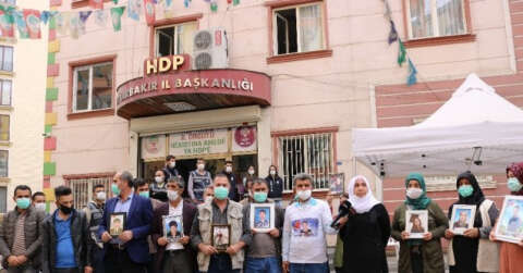 Evlat nöbetindeki ailelerden İzmir’e destek