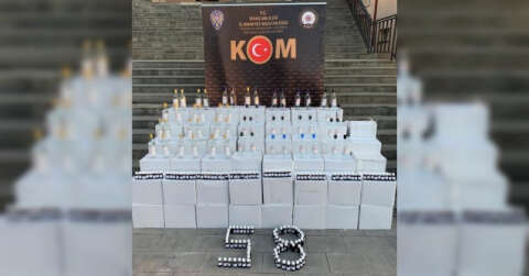 Sivas’ta Bin 620 litre etil alkol ve 156 adet alkol aroma kiti ele geçirildi