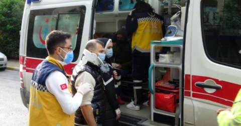 Sancaktepe’de ticari taksi kamyonete çarptı: 2 yaralı