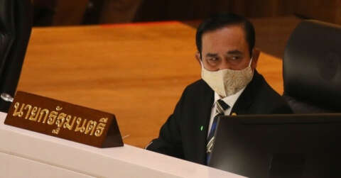 Tayland’da meclis, protestolar arasında anayasal reform tasarılarını onayladı
