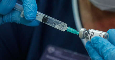 Pfizer ve BioNTech, Covid-19 aşısı için FDA’ya resmi başvuru yaptı