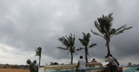 Sri Lanka’da Burevi Kasırgası alarmı: 75 bin kişi tahliye edildi
