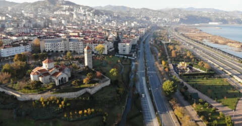 Trabzon’da yollar ve caddelerde sessizlik hakim