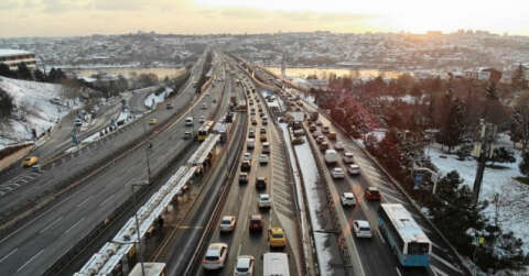 İstanbul’daki trafik yoğunluğu havadan görüntülendi