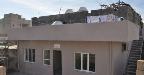 Mardin’de büyük dayanışma örneği: Evi yanan aileye yeni ev yaptılar