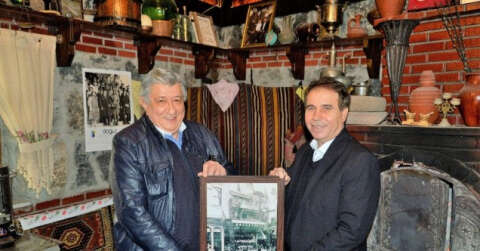 Bursa’nın ilk şekercisinin torunundan Kardelen Kültür Evi’ne anlamlı bağış