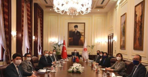 Bakan Gül, AB Türkiye Delegasyonu Başkanı Landrut’u kabul etti