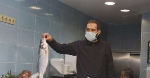 Cumhurbaşkanı Erdoğan, Çengelköy’de balık aldı
