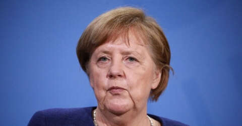 Merkel, Covid-19 kısıtlamalarını Paskalya tatiline kadar uzatmayı planlıyor