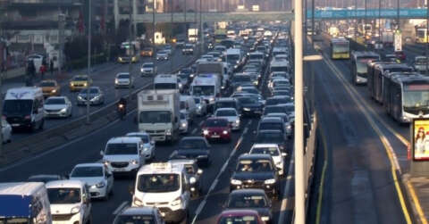 İstanbul trafiğinde ‘yerinde normalleşme’ hareketliliği