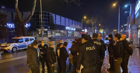 Trafikte tartıştığı 2 kişiyi bıçaklayan alkollü sürücü tutuklandı