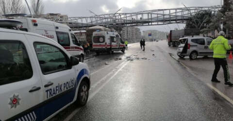 Uşak’ta 2 trafik kazasında 5 kişi yaralandı