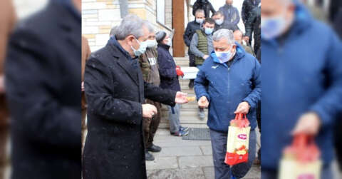 BBP, merhum Yazıcıoğlu için lokma dağıttı