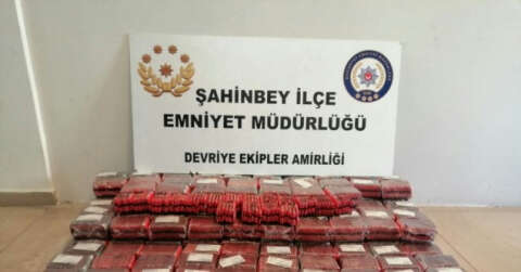 Durdurulan araçtan 38 bin adet bandrolsüz ilaç yakalandı
