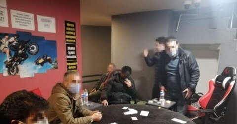 Sancaktepe’de kumar oynayan şahıslara baskın