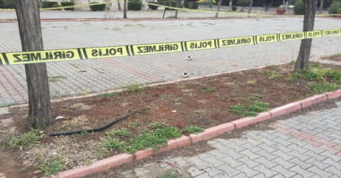 Telefonla randevulaştığı kişiler boğazını keserek öldürdü