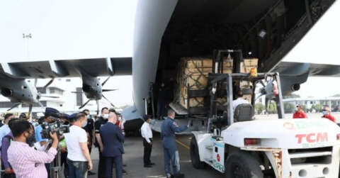Ankara’dan yola çıkan yardım uçağı Bangladeş’e ulaştı