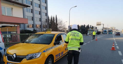 İstanbul’da toplu taşıma araçlarında korona virüs denetimi