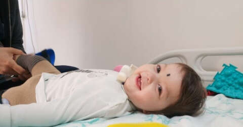 Kırımlı minik Ali’nin yüzü Eskişehir’de güldü