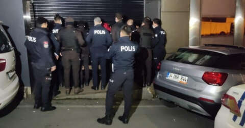 Korona virüsü hiçe saydılar, polis ekipleri tarafından basıldılar