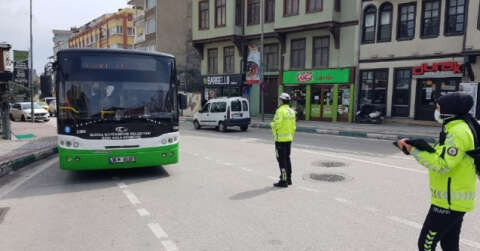 Bursa’daki toplu taşımalara korona virüs denetimi