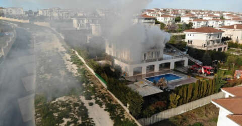 Büyükçekmece’de korkutan villa yangını