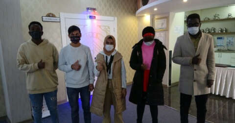 Dünya’nın dört bir yanından Sivas’a geldiler her şeye alıştı, soğuğa alışamadılar