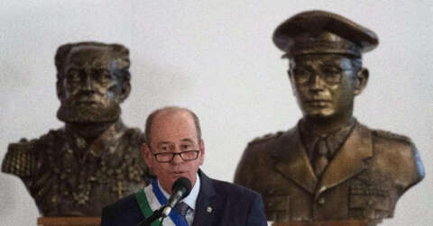 Brezilya Milli Savunma Bakanı Silva istifa etti