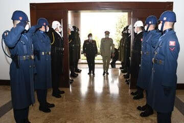 Genelkurmay Başkanı Güler, Pakistanlı mevkidaşı Raza ile görüştü