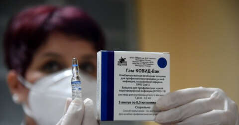 Putin, Merkel ve Macron, Sputnik V aşısını görüştü