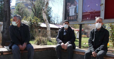 Turuncuya dönen Bingöl’de vatandaşlar, herkesi kurallara uymaya davet etti