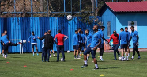 Adana Demirspor, gözünü Süper Lig’e dikti