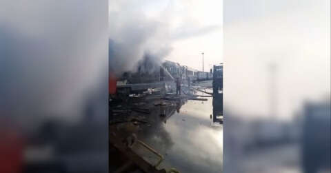 Tarsus’ta tren vagonu yandı