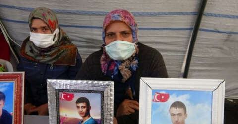 Evlat nöbetindeki acılı anne: "Benim oğlum nereden biliyor Suriye’ye gitmeyi"