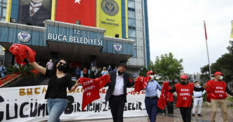 İzmir’de tam kapanma öncesi erken 1 Mayıs kutlaması