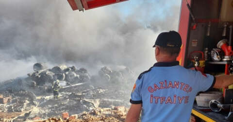 Gaziantep’teki depo yangını 6 saatte kontrol altına alındı
