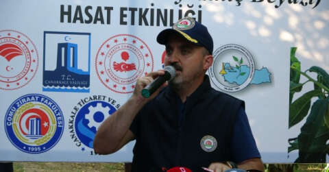 AK Parti’li Turan, Bayramiç Beyazı hasat etkinliğine katıldı