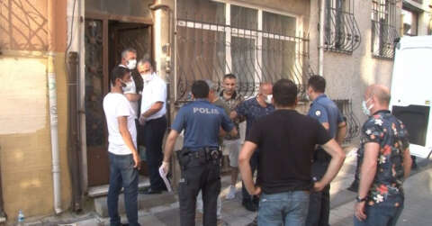 (Özel) Kadıköy’de sır ölüm: Evinin banyosunda ölü bulundu