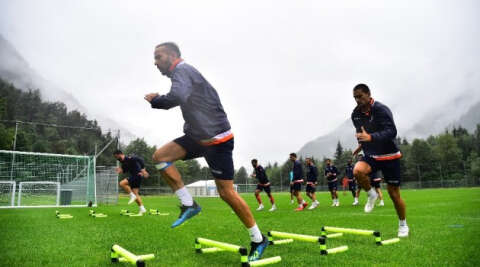 Başakşehir’de yeni sezon hazırlıkları sürüyor