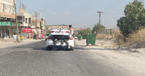 Çocukların bagajda tehlikeli yolculuğu kamerada