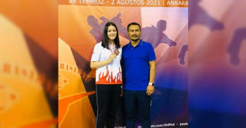 Livanur Tiryakioğlu, Türkiye 3.’sü oldu